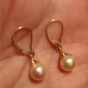 10 k pınkısh pearl gold earrings stamped looks very new
